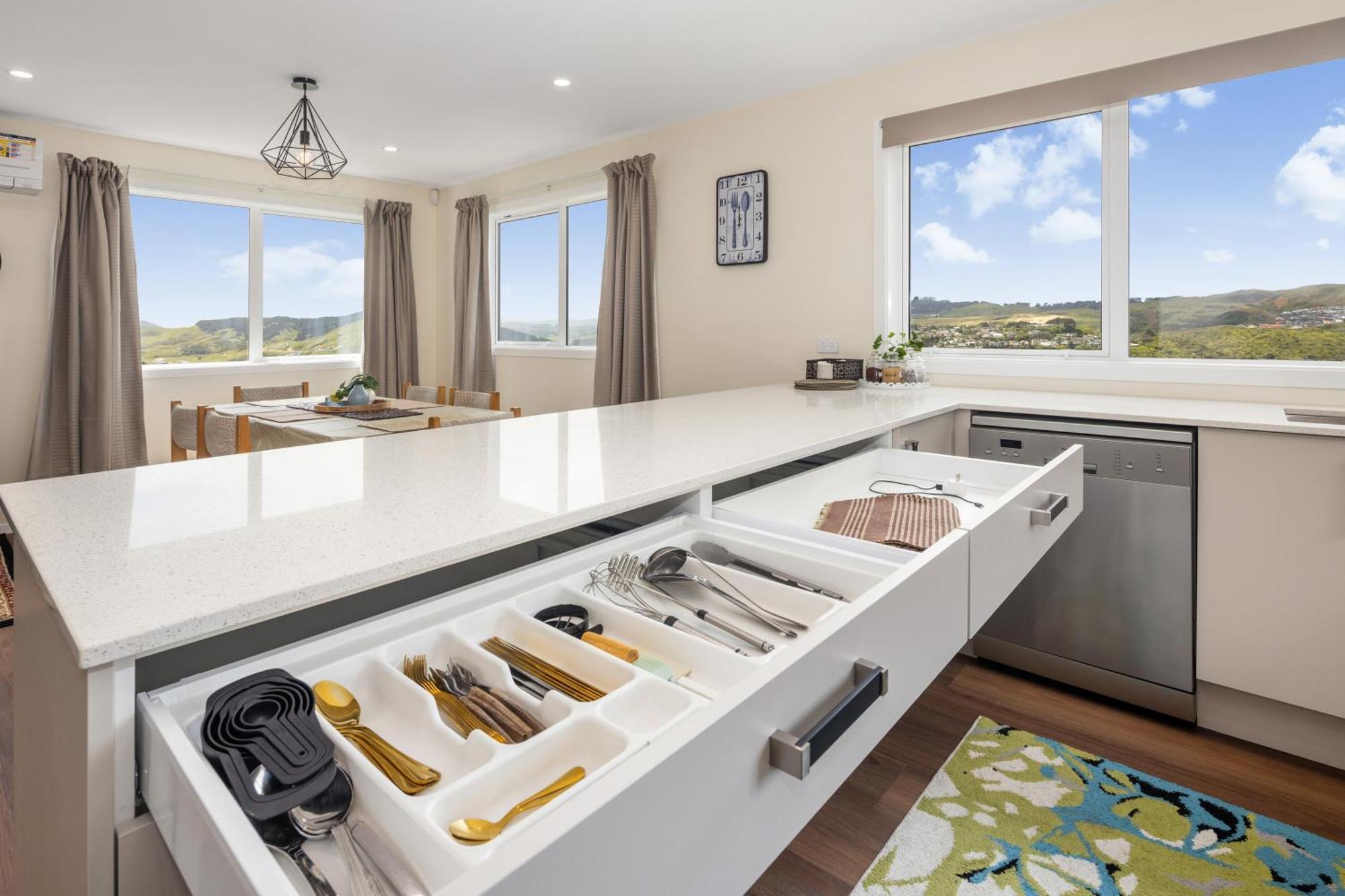 Stunning View, Privacy, Close To Ferry & Brand-New Wellington Exteriör bild