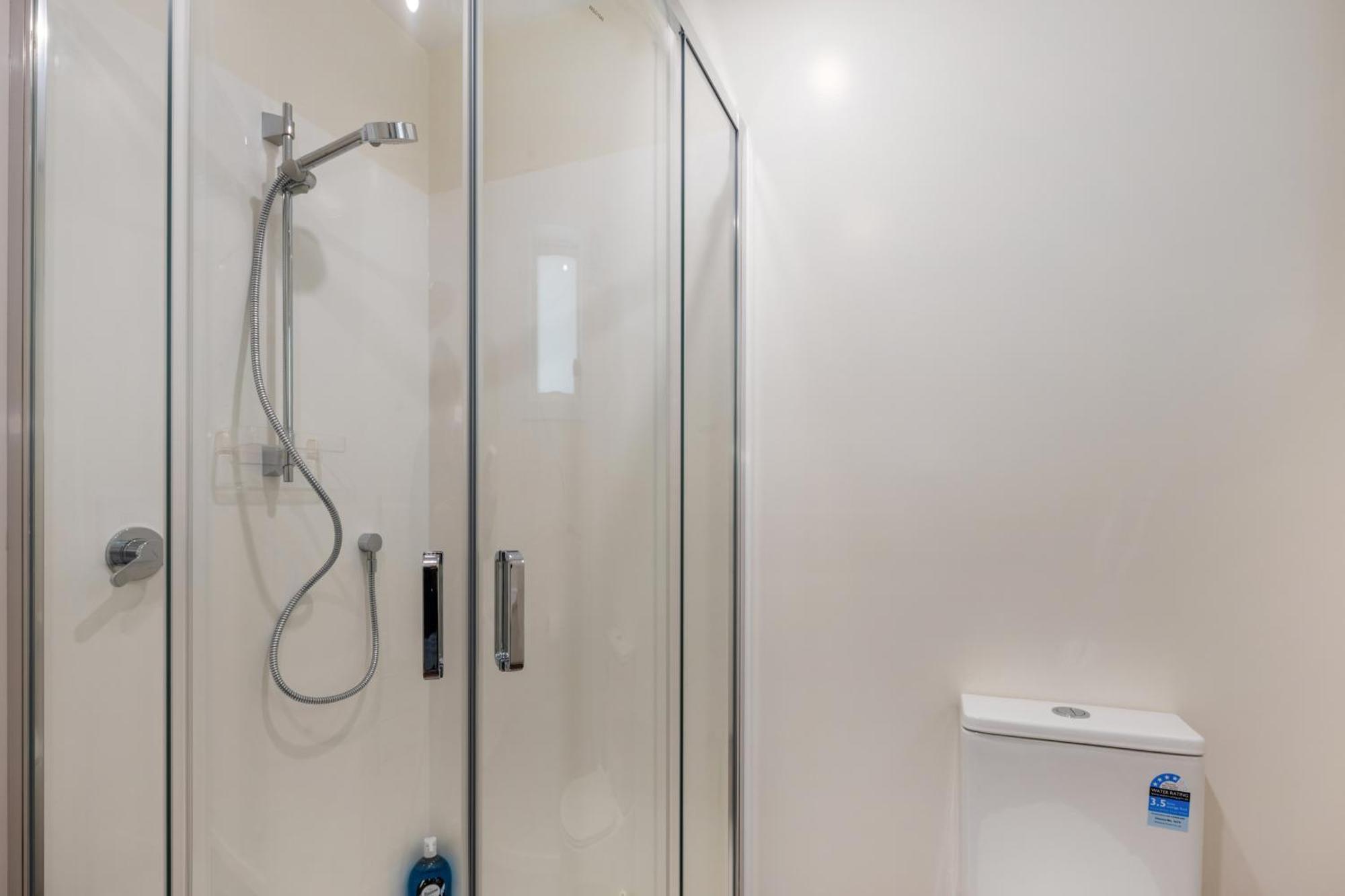 Stunning View, Privacy, Close To Ferry & Brand-New Wellington Exteriör bild